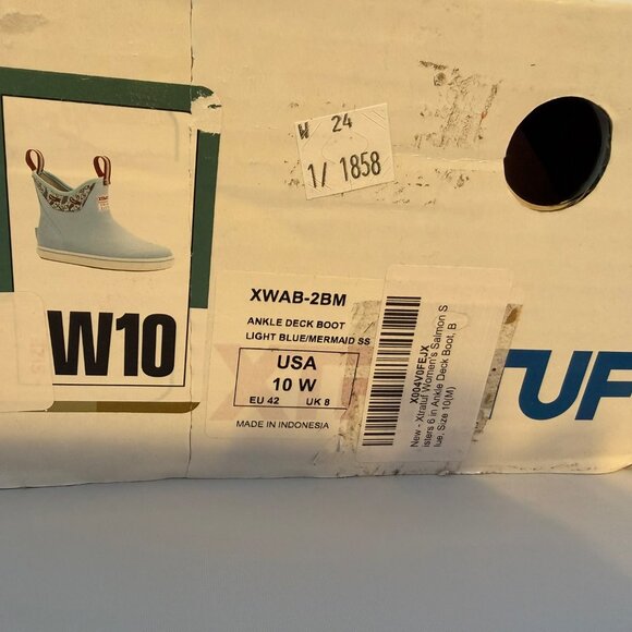 XTRATUF Women's Salmon Sisters Ankle Deck Boots light blue mermaid Size 10 - Picture 8 of 8